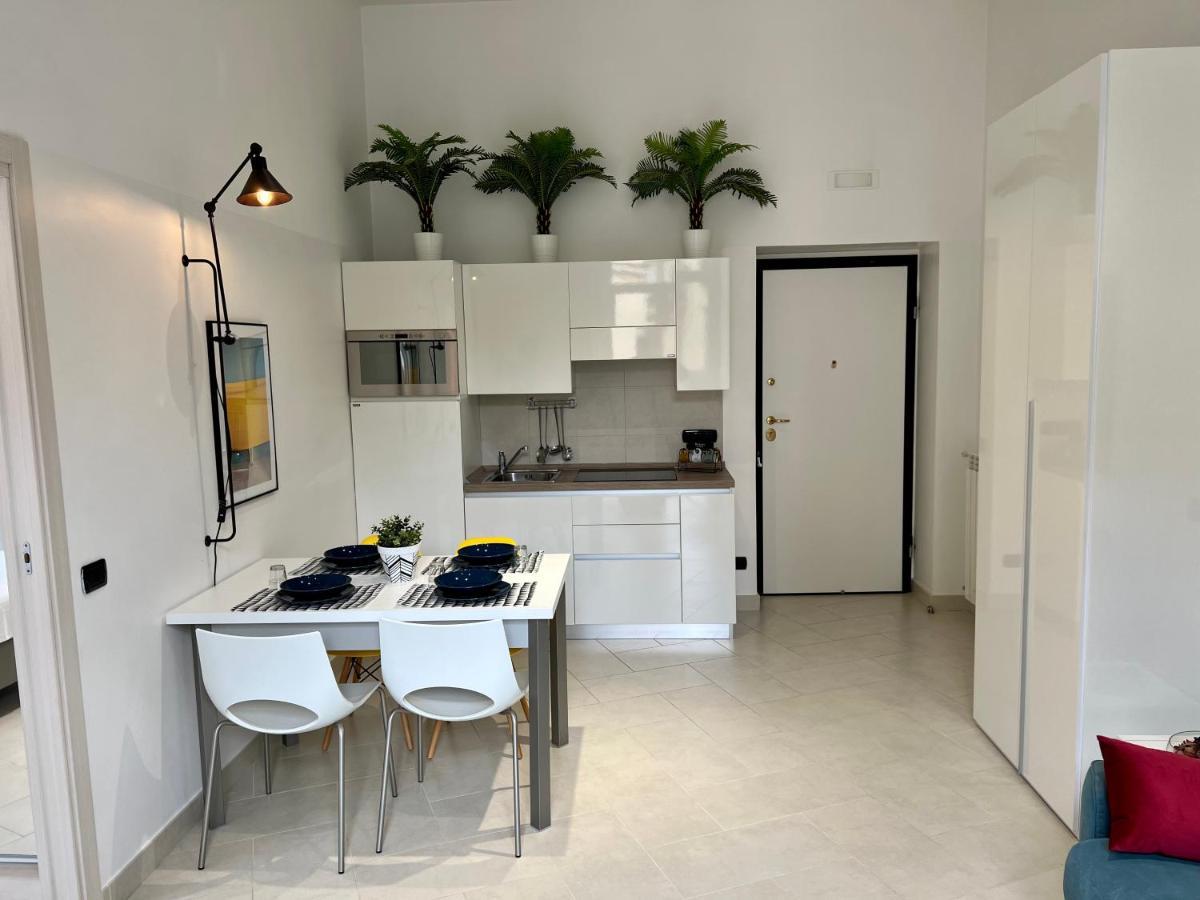 Duomo Inn Apartments Napoli Dış mekan fotoğraf